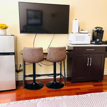 Private Master Suite With Sauna And Bathtub Fair Oaks المظهر الخارجي الصورة